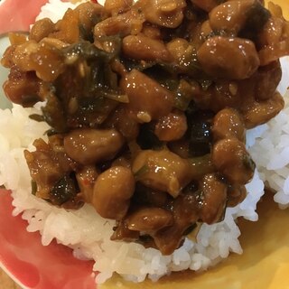 ニラそぼろ納豆ごはん